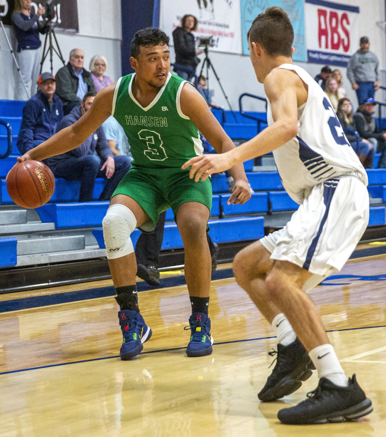Lighthouse Christian takes on Hansen